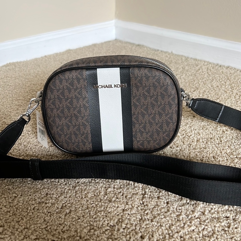 Michael Kors Jet Set Oval Small Crossbody Bag